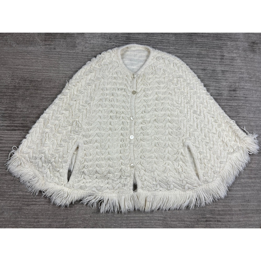 Vintage ILGWU Knit Cape Womens OS Cream Button Front Fringe Boho Textured‎ Wrap